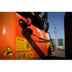 Mini-Giratória ITUS 1 Ton - Motor Kubota 3 cilindros